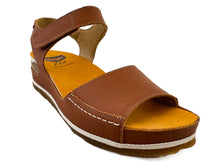 Load image into Gallery viewer, On Foot 203/240 Sandal
