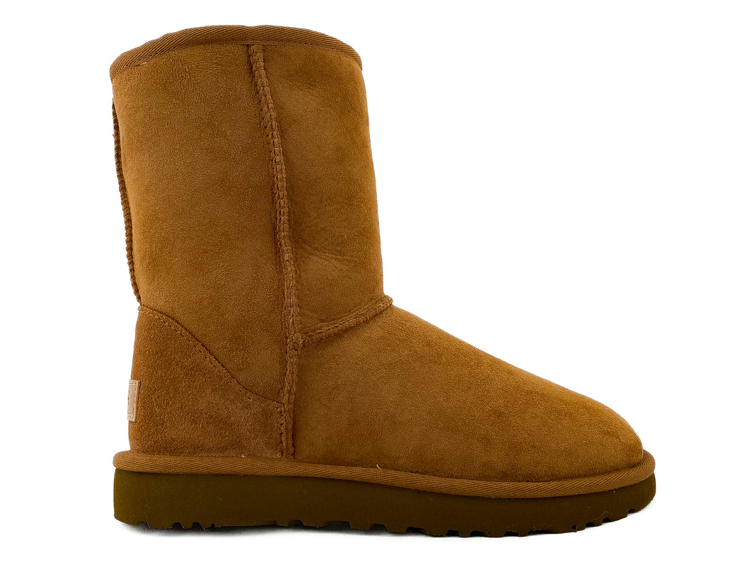 UGG Classic Short II